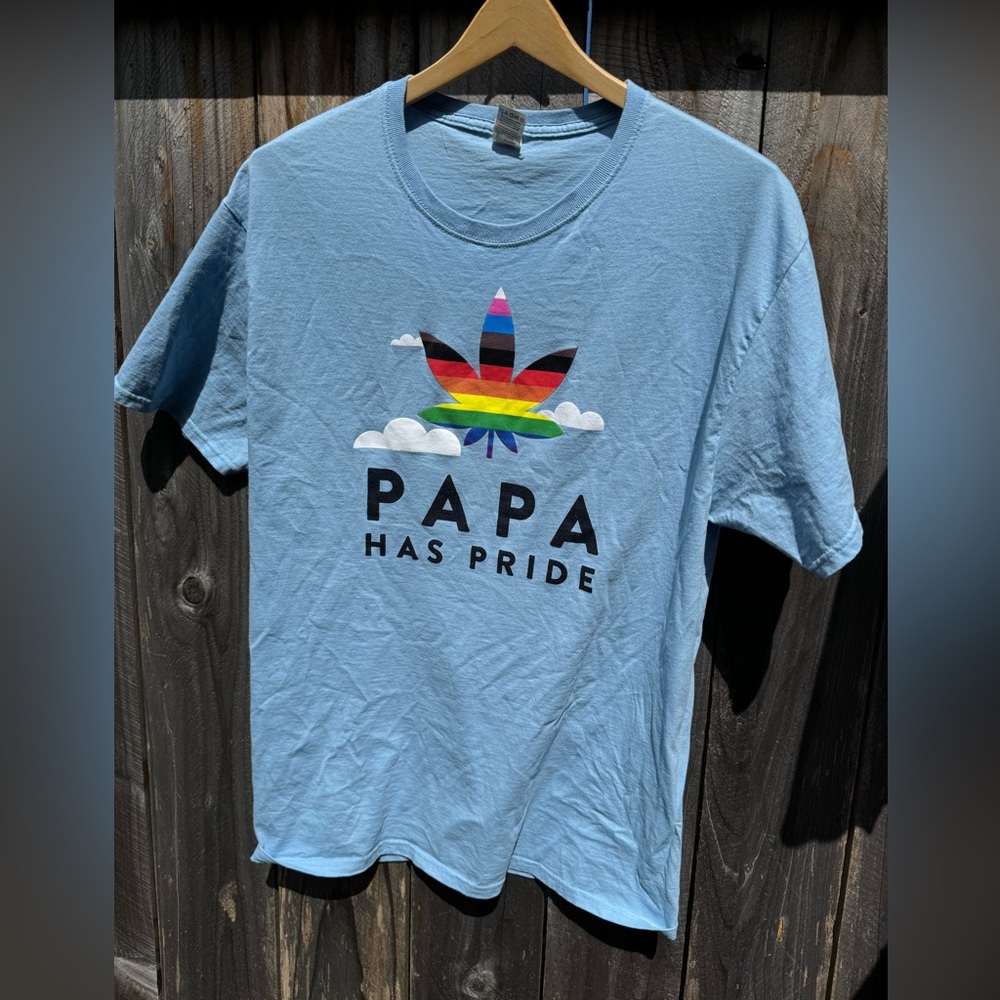 Papa & Barkley Cannabis Pride shirt